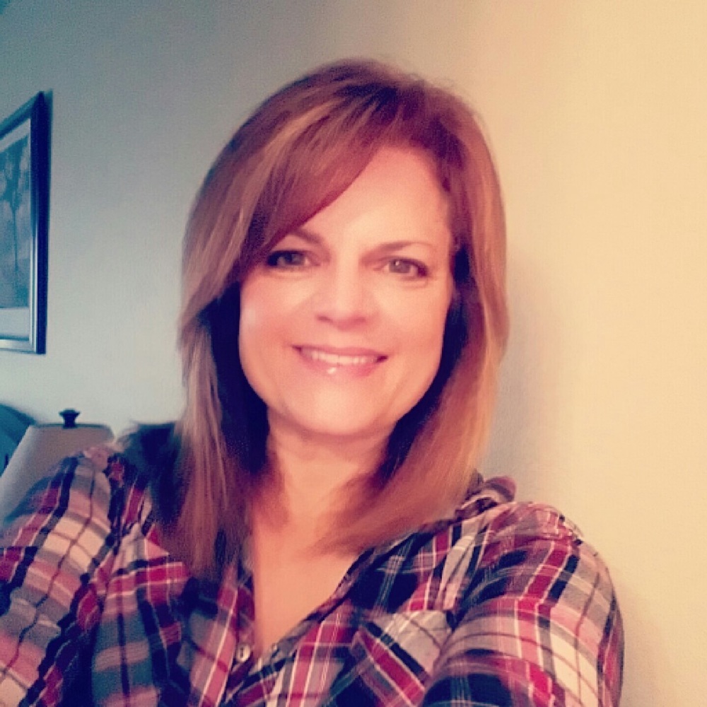 Meet your Posher, Debbie